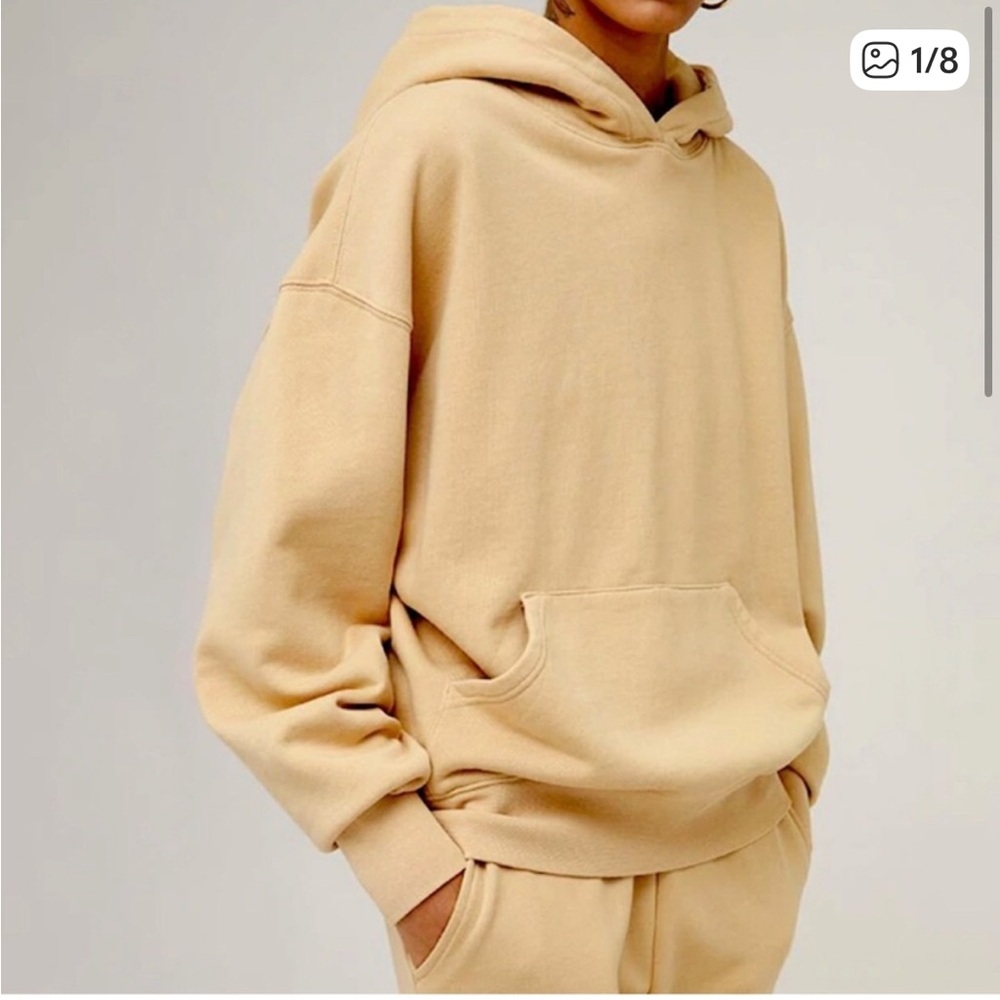 NWOT WeWoreWhat Tan Cotton Oversized Hoodie